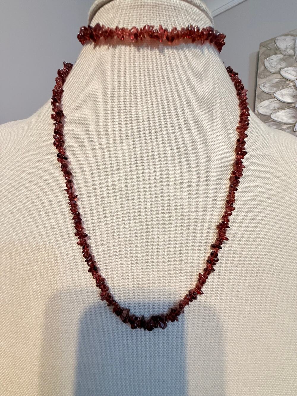 Vintage claspless Garnet Red Chip Bead Necklace 35”